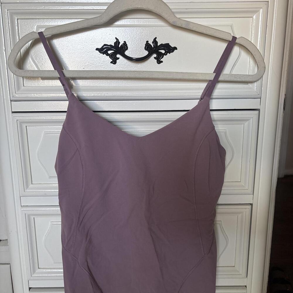 Women Dusty Mauve V-Neck Longline Athletic Tank